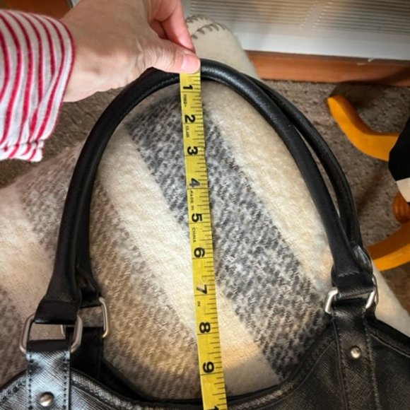 Etienne Aigner Large Black Leather Computer Bag/Tote. Pockets and Compartments - Picture 14 of 16